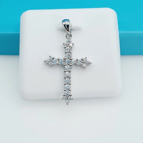 "925 Sterling Silver CZ Beautiful Pendant for Women, 1USPAR4063 - Picture 3 of 11